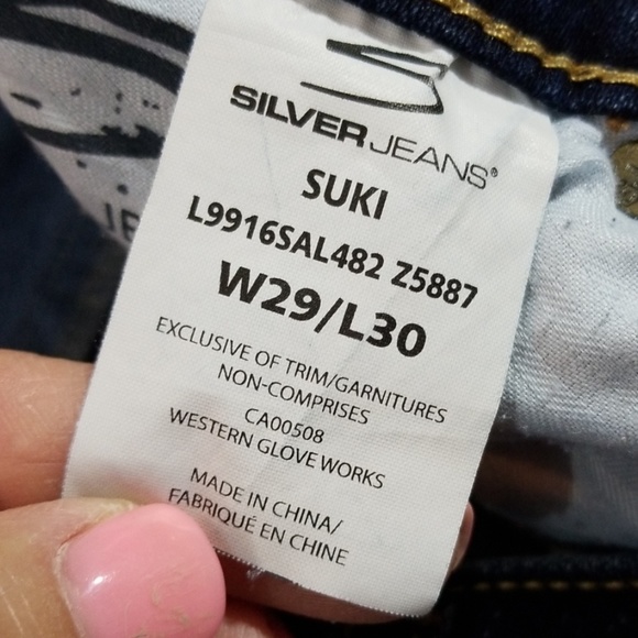 Silver Jeans - Picture 3 of 6
